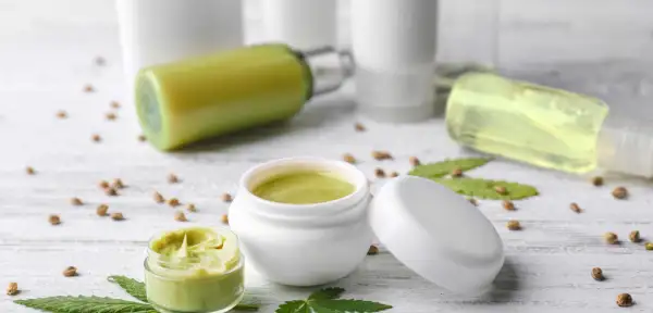 Kαλλυντικά περιποίησης με συστατικό την κάνναβη