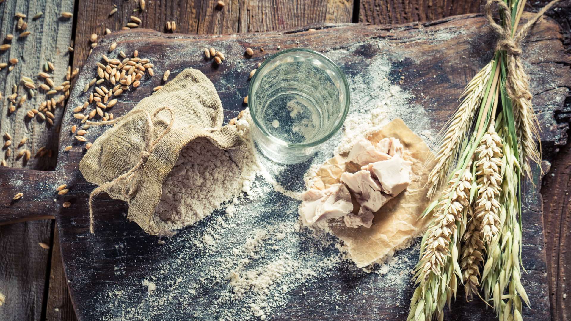 Φυσικά δημητριακά και σπόροι για καθημερινή διατροφή