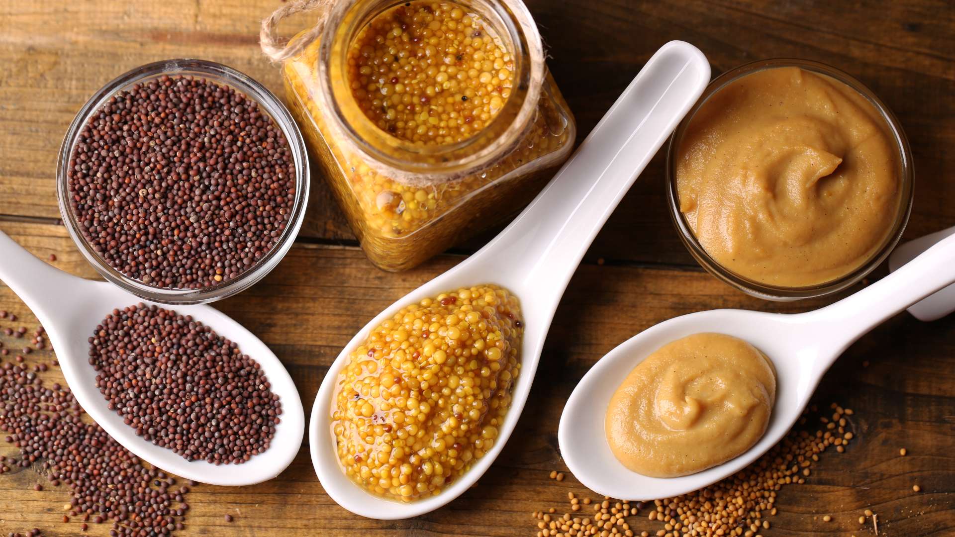 Ταχίνι και αλοιφές καρπών όπως φυστικοβούτυρο